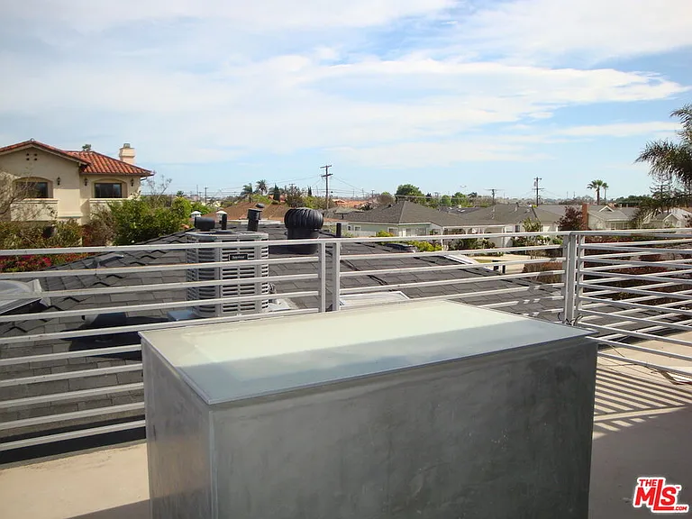 4515 McConnell Ave #3 — Photo 12