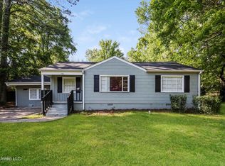 701 Cedarhurst Rd, Jackson, MS 39206