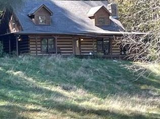 740A Leath Chapel Rd, Bethpage, TN 37022