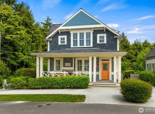 61 Compass St, Pacific Beach, WA 98571