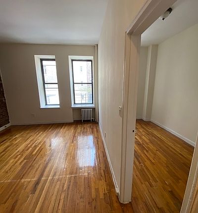 5th image of 312 W 89th St #5A