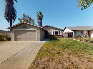 270 Ranchito Dr, Hollister, CA 95023