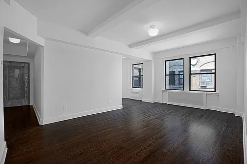 12 E 86th St #1601 Photo 1