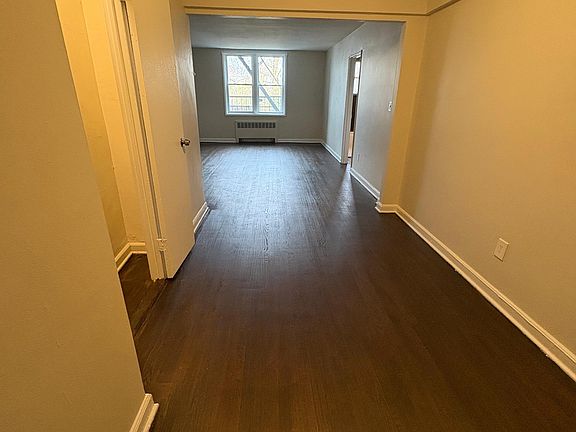 4th image of 103 Chancellor Ave #A30