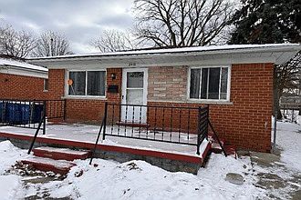1st image of 2416 Capitol Ave
