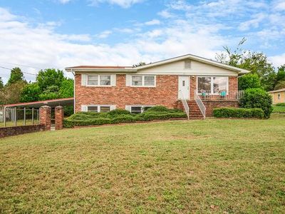 221 Ambassador Dr, North Augusta, SC, 29841