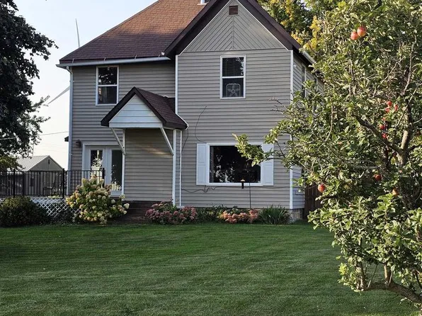 W2892 Vaughn Road, Cambria, WI 53923