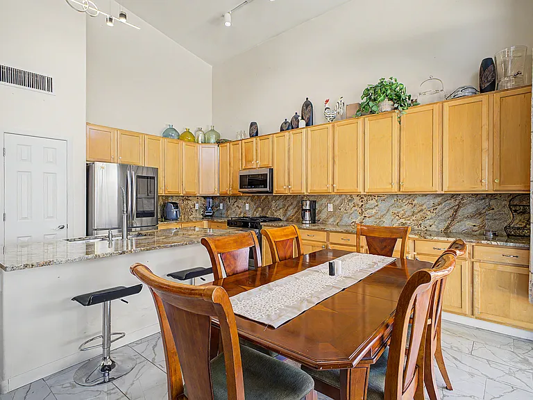 10613 E Avalon Park St — Photo 9