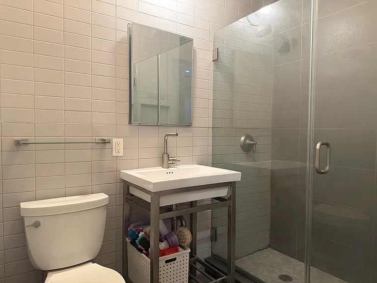 243 E 2nd St #1A — Photo 6