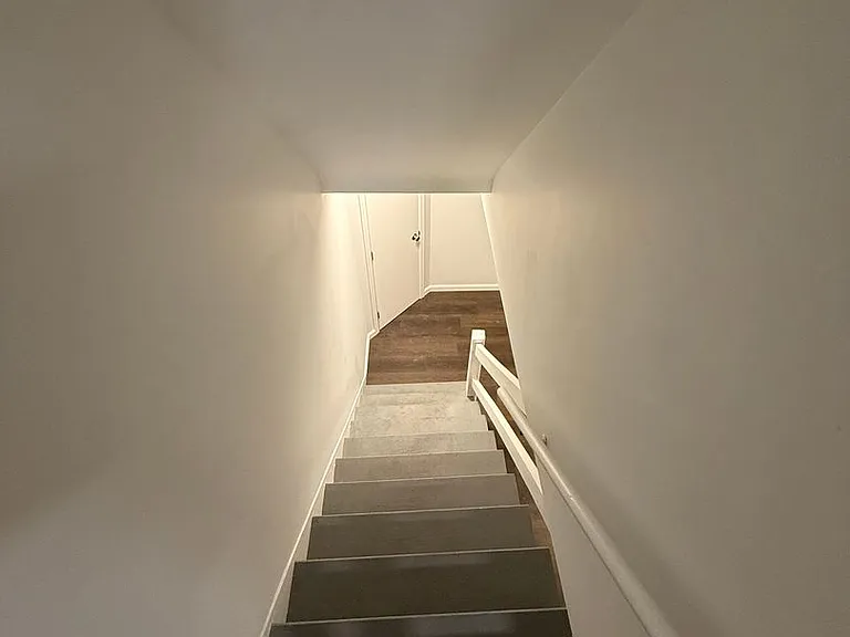 1941 Holborn Rd — Photo 16
