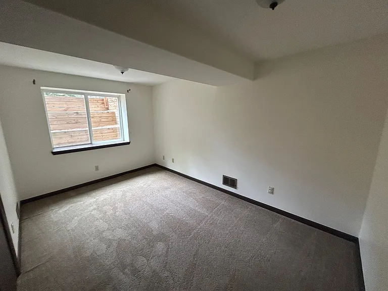 4197 Amber St — Photo 36