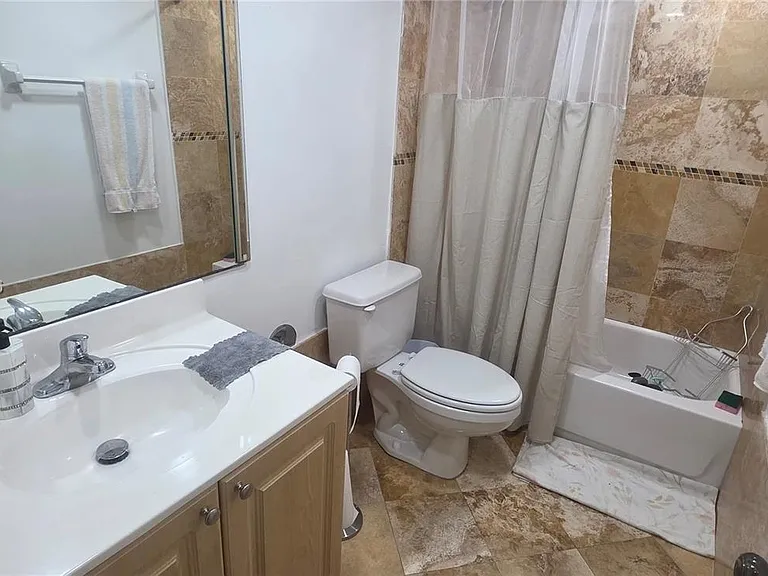 10000 NW 80th Ct #2149 — Photo 10