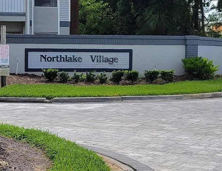 1808 Northlake Dr #1808 — Photo 4
