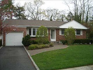 1st image of 4 Cedar Dr E
