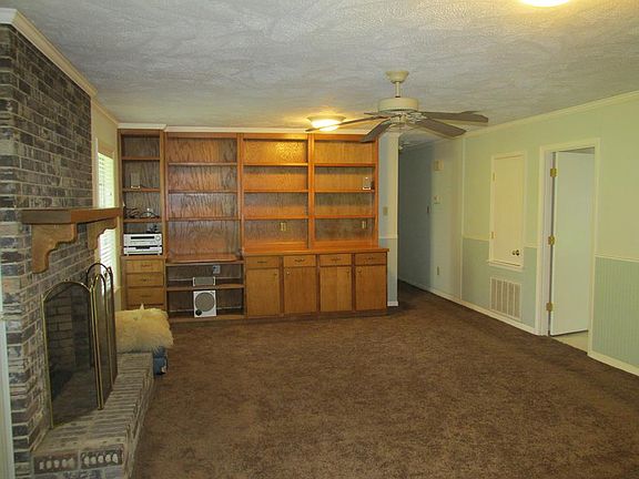 5th image of 505 Elmwood St