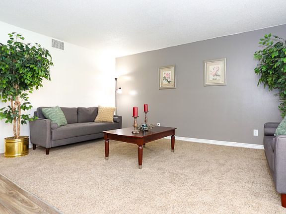 3rd image of 6300 Montgomery Blvd NE #117