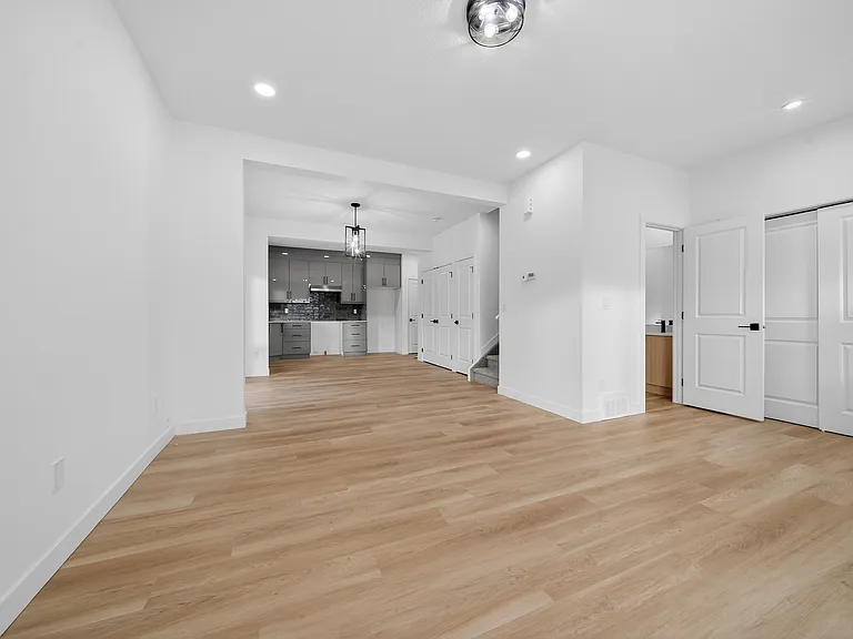 8600 121st Ave NW — Photo 17