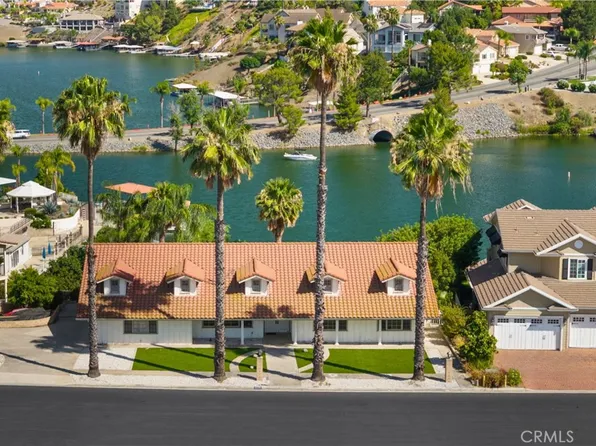 22275 Canyon Club Dr, Canyon Lake, CA 92587