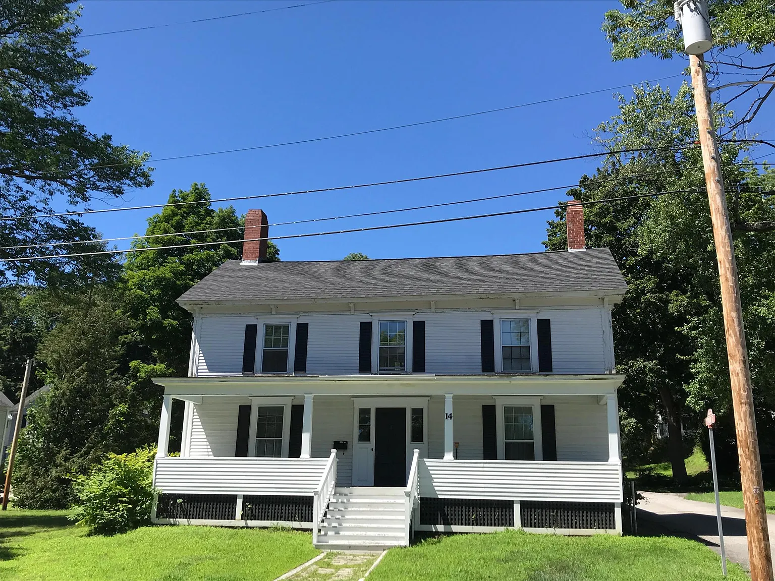 6 bed, 4.5 bath, 2876 sqft, $5,000 — Photo 2