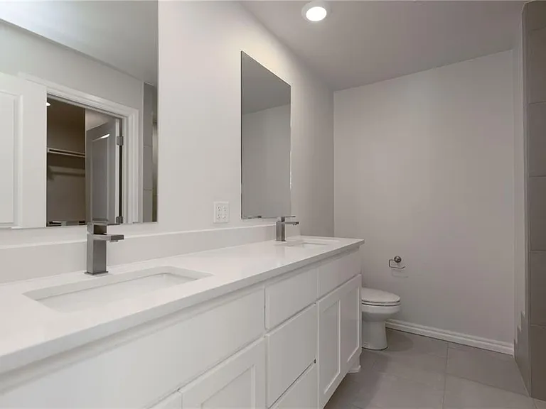 12313 SW 30th St — Photo 9