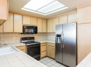 4230 Colfax Ave APT 102, Studio City, CA 91604