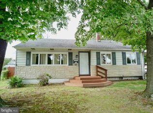 714 E Chestnut Hill Rd, Newark, DE 19713