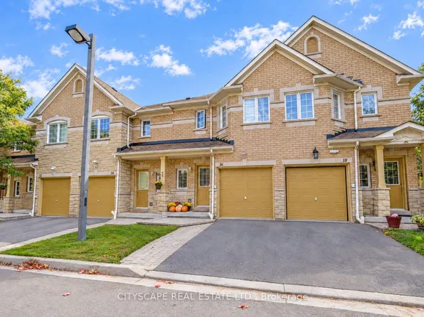 3150 Pinto Pl #16, Mississauga, ON L5B 0C9