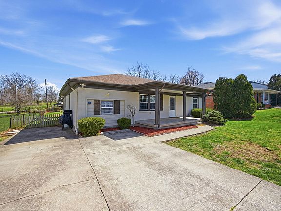 3rd image of 2366 Ironworks Rd