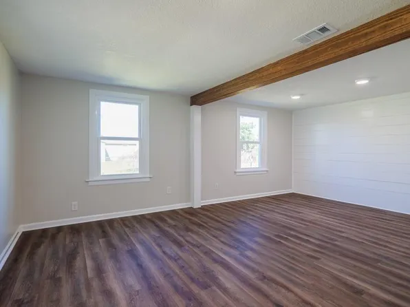 2719 Coffey Dr, Valdosta, GA 31601