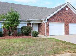 129 Cornell Village Pkwy #4, Mount Washington, KY 40047