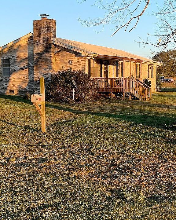 Country home on 2 acre lot. 