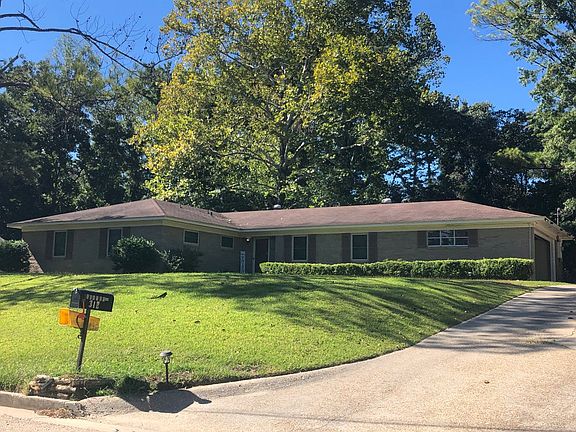 3rd image of 312 Warren St