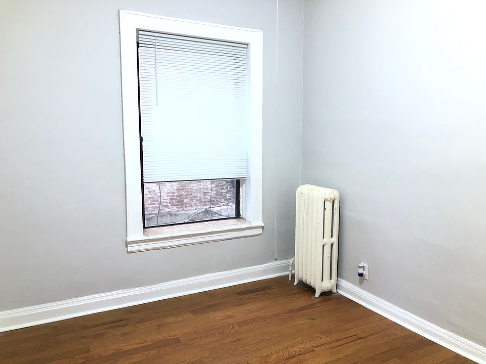 2nd image of 67 Stuyvesant Ave #4E