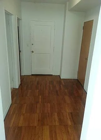 230 Farmington Ave — Photo 9