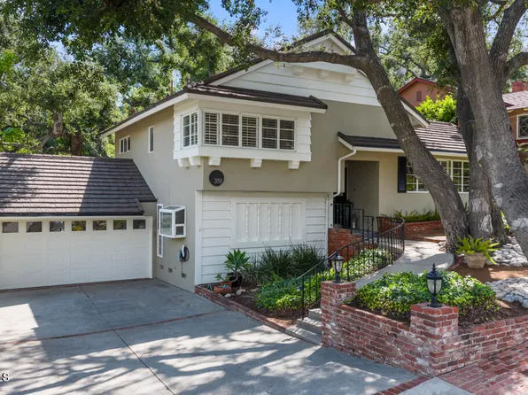 3818 Cedarbend Dr, Glendale, CA 91214