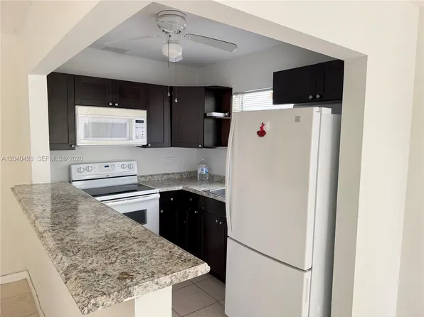 2801 NE 49th St #7, Fort Lauderdale, FL 33308