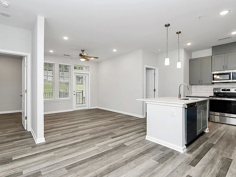 520 Tom Hunter Rd — Photo 15