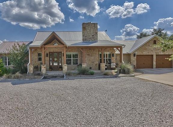 13700 High Sierra Rd., Austin, TX 78737 - Front view of residence.