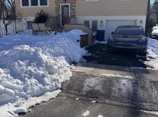 707 Sunset Dr, Somerdale, NJ 08083