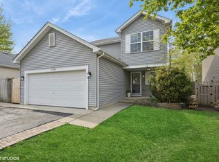 639 Navajo St, Round Lake Heights, IL 60073