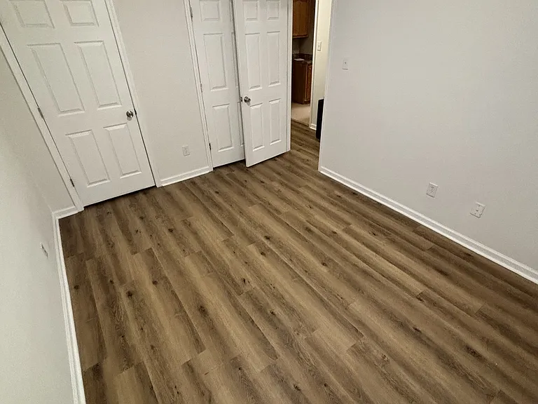 106 Hines Blvd #C — Photo 26