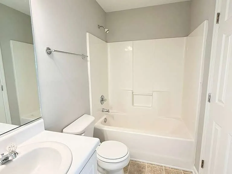 7217 Curacas Dr — Photo 16
