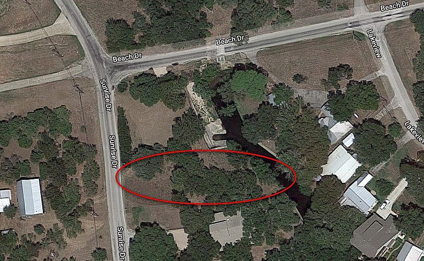 1st image of 205 Sunrise Dr