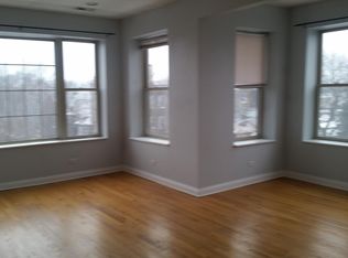 3437 W Belle Plaine Ave APT 2, Chicago, IL 60618