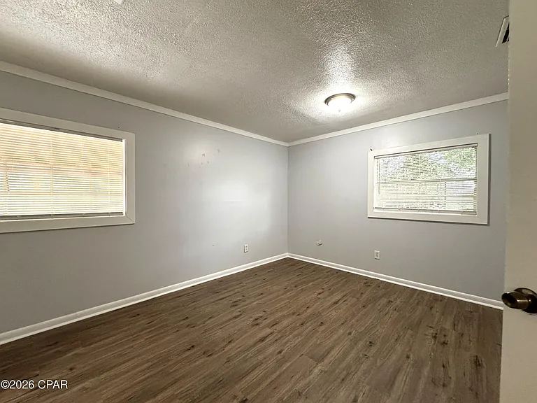 237 Helen Ave #E — Photo 14