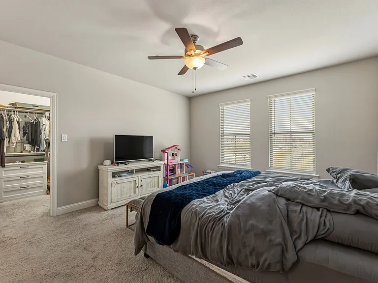 4937 Barcelona Ave — Photo 22