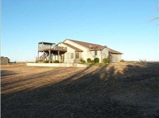 26301 S Rayl Rd, Mount Hope, KS 67108