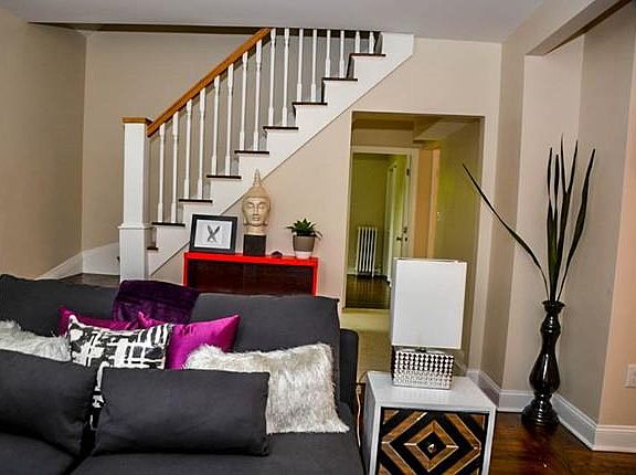 4th image of 73 Ash St #0