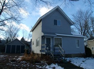 208 N Madison St, Waupun, WI 53963