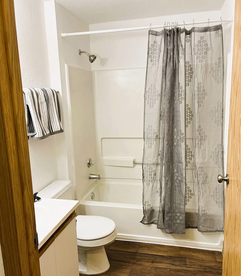 Kruse Villa Apartments — Photo 2